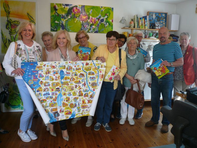 Frauen Union mit dem Künstler Rüdiger Pfeffer in seinem Atelier Frauen Union mit dem Künstler Rüdiger Pfeffer in seinem Atelier